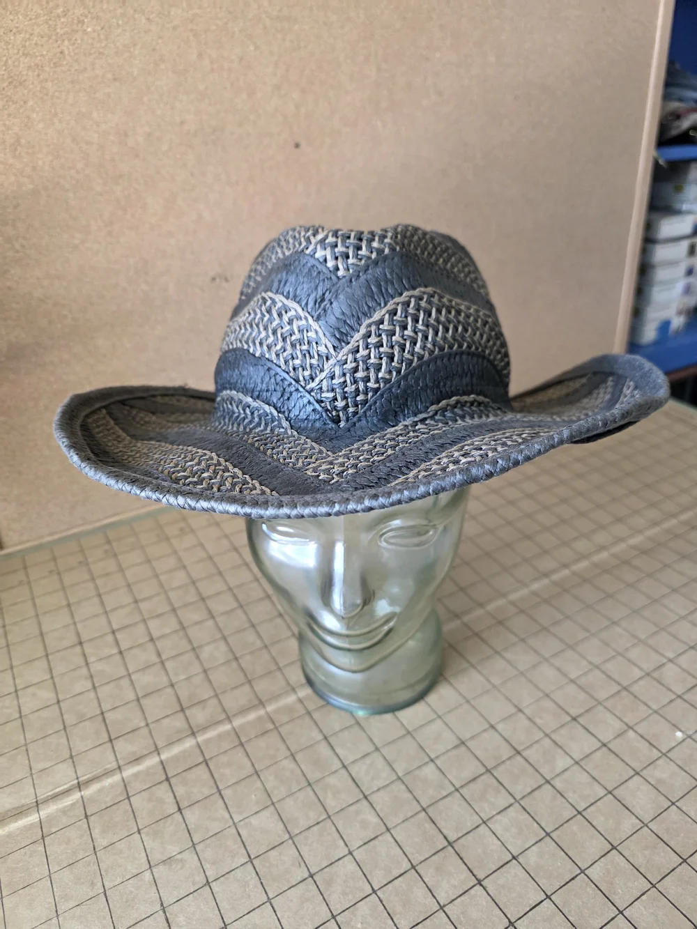 Paramount Outdoors Woven Straw Sun Hat Black Tan Chevron Unisex